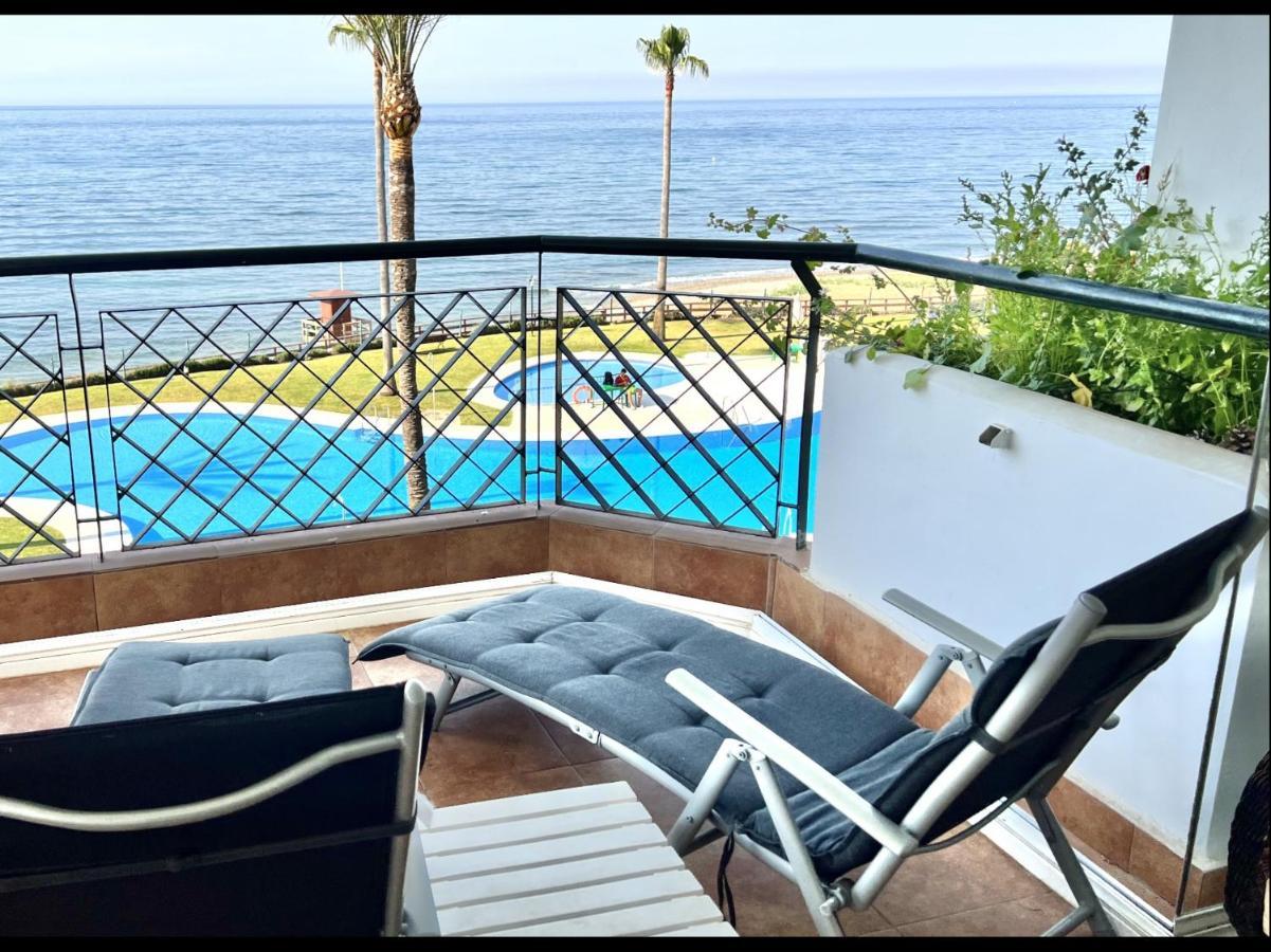 Mi Capricho 170 Beachfront Apartment Sitio de Calahonda Екстер'єр фото
